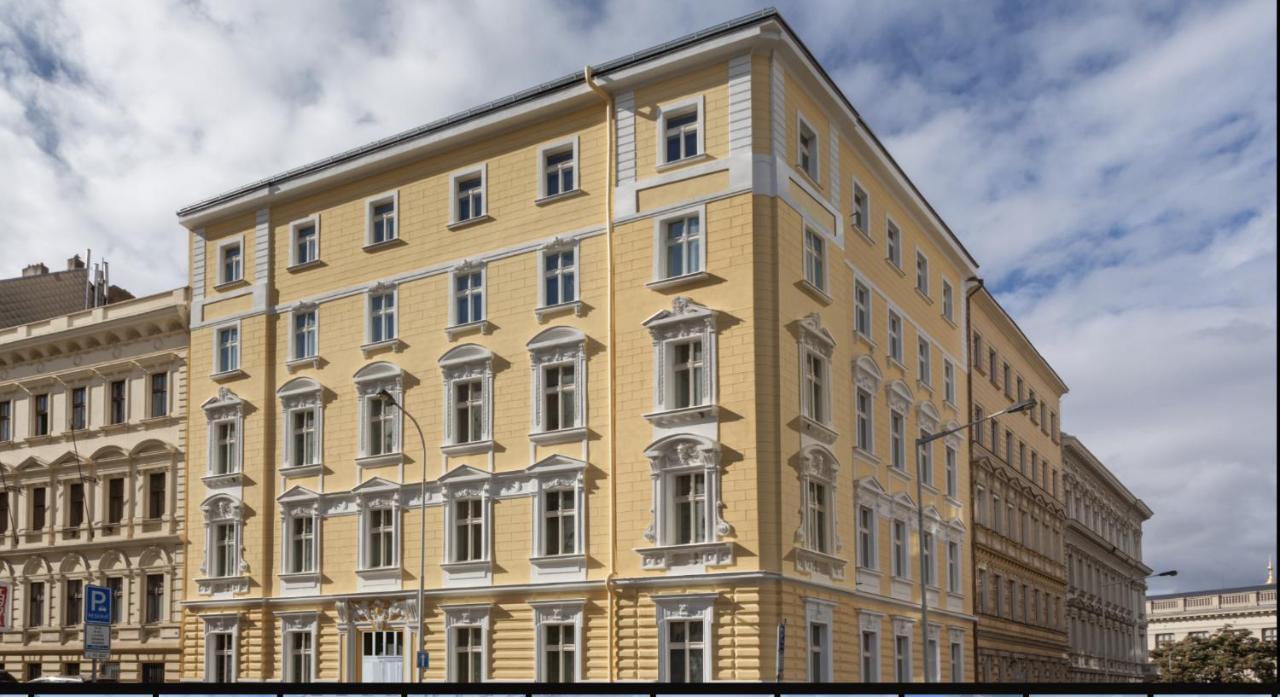 Angelo Roma Apartment ปราก ภายนอก รูปภาพ